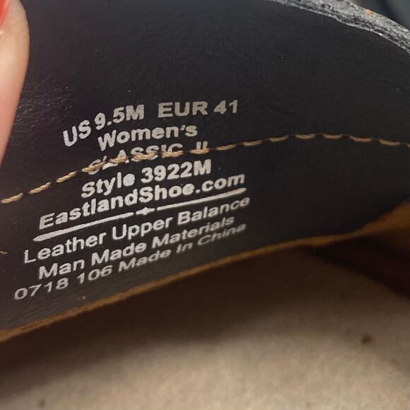 Eastland Women's Dark Navy Blue Classic II Leather Penny Loafers Size 9.5 - Picture 3 of 9